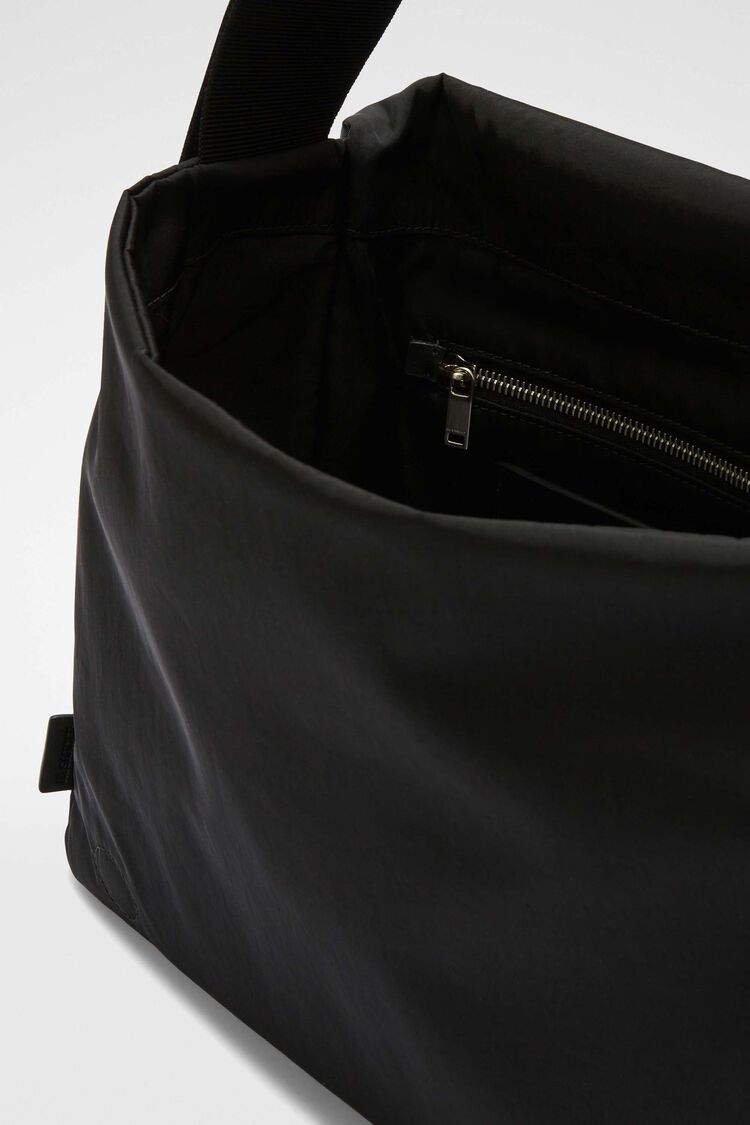 Soft Messenger Large